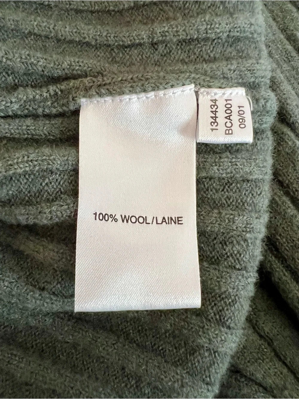 ADIDAS 2001 Vintage 100% Wool Ribbed V-Neck Sage/Gray Sweater